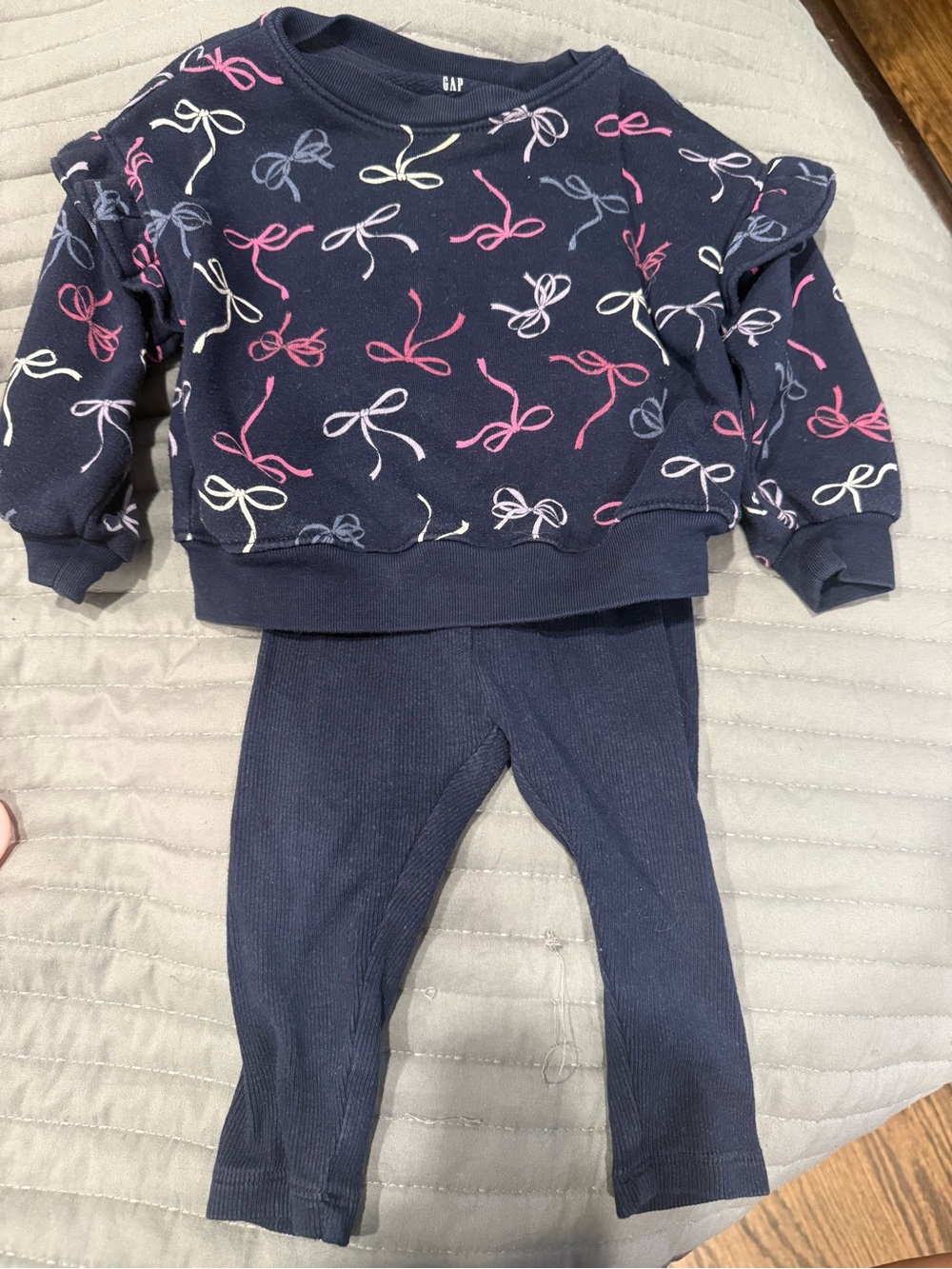 GAP Navy Bow-Print Sweatshirt and Ribbed Leggings Set